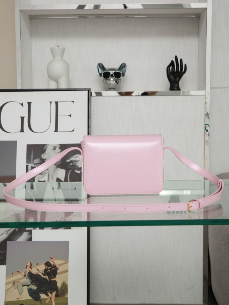 Ce1i*e triomphe bags